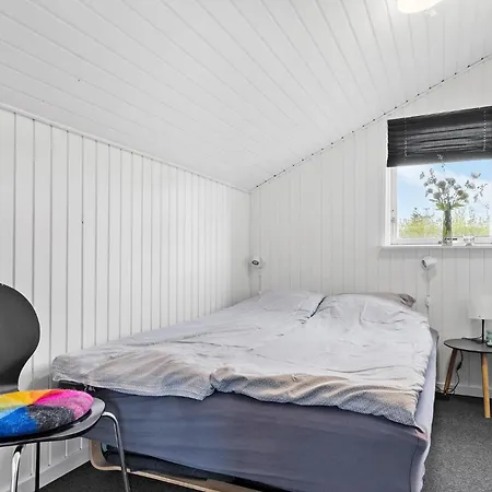 Stunning In Sydals With Kitchen * Skovbyballe