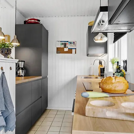 Holiday home Stunning In Sydals With Kitchen *